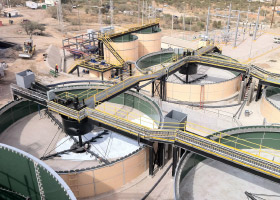 mocke-pipeline-construction-images-bolted-clarifiers
